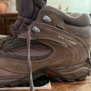 Salomon hiking boots